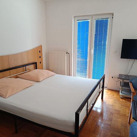 Apartmani "Radi" Baška Voda الغرفة الصورة