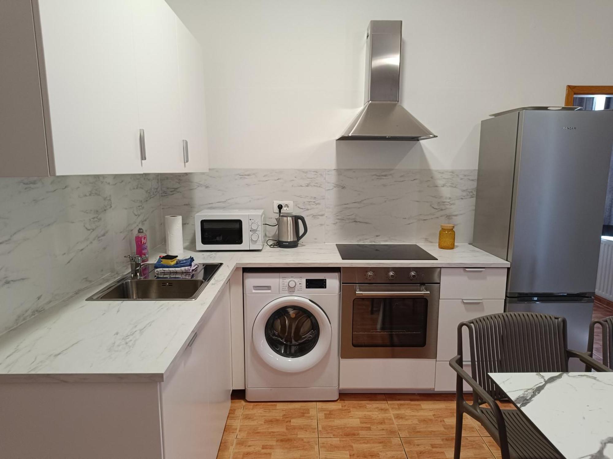 Apartmani "Radi" Baška Voda المظهر الخارجي الصورة