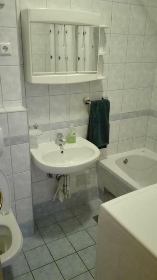 Apartmani "Radi" Baška Voda المظهر الخارجي الصورة