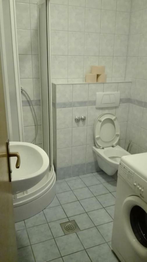 Apartmani "Radi" Baška Voda المظهر الخارجي الصورة