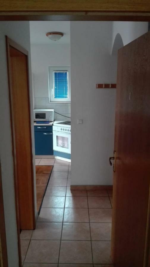 Apartmani "Radi" Baška Voda المظهر الخارجي الصورة