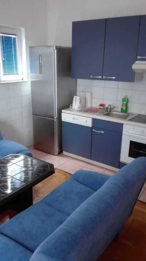 Apartmani "Radi" Baška Voda المظهر الخارجي الصورة
